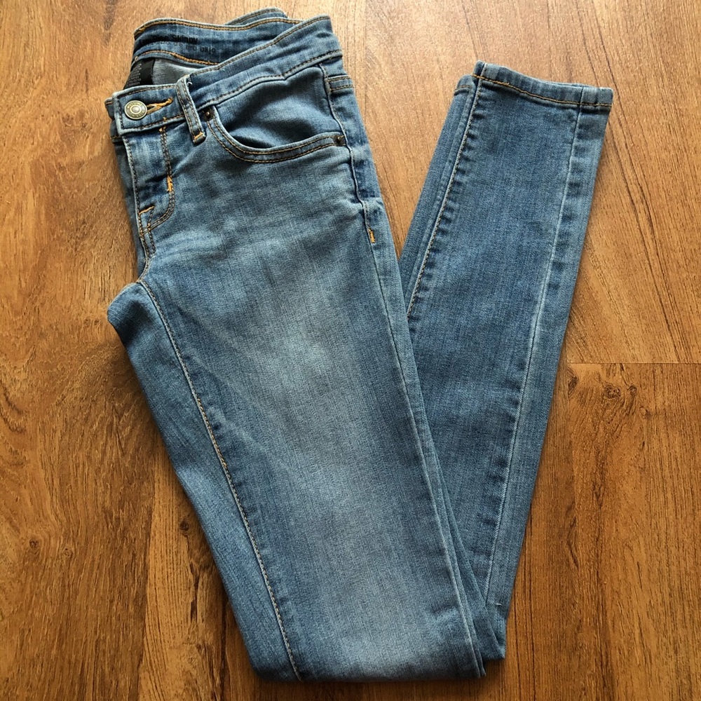 Mossimo Denim Low Rise Skinny Jeans